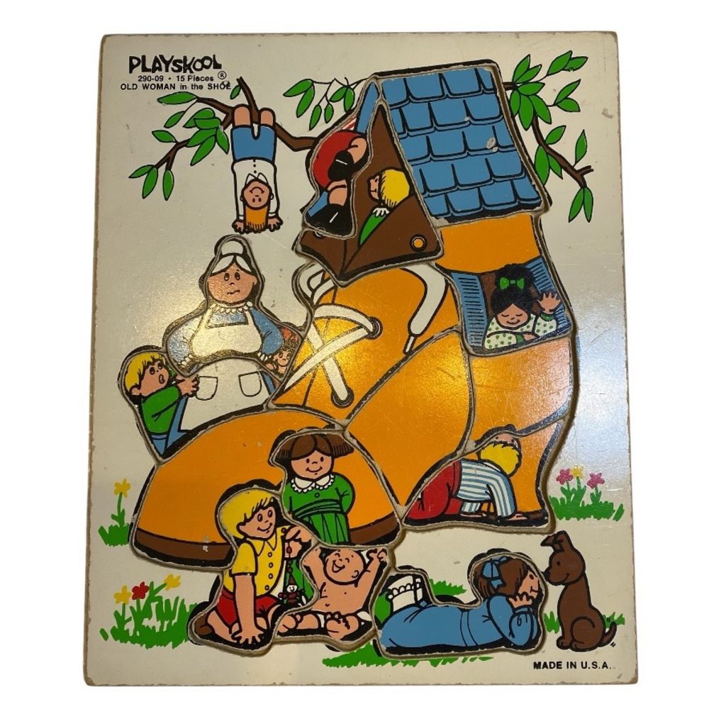 Vintage Playskool Old Woman in a Shoe Wooden Puzzle (290-09)